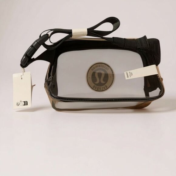 Lululemon Everywhere Black Clear Bag 1L Transparent Crossbody Waist Belt Bag NWT - Picture 3 of 4